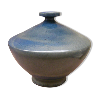 Vintage spinning top vase