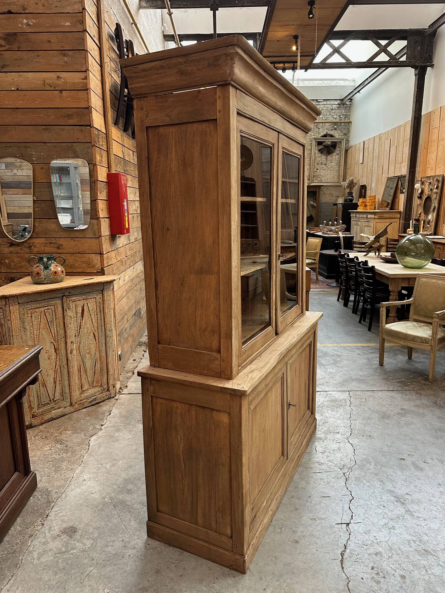 Solid oak dresser, late 19th century