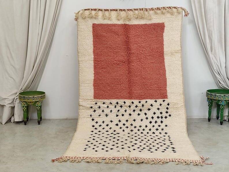 Traditional handmade Berber rug size 150 x 250 cm