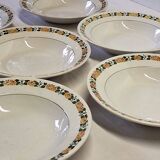 6 antique Villeroy & Boch soup plates in good condition