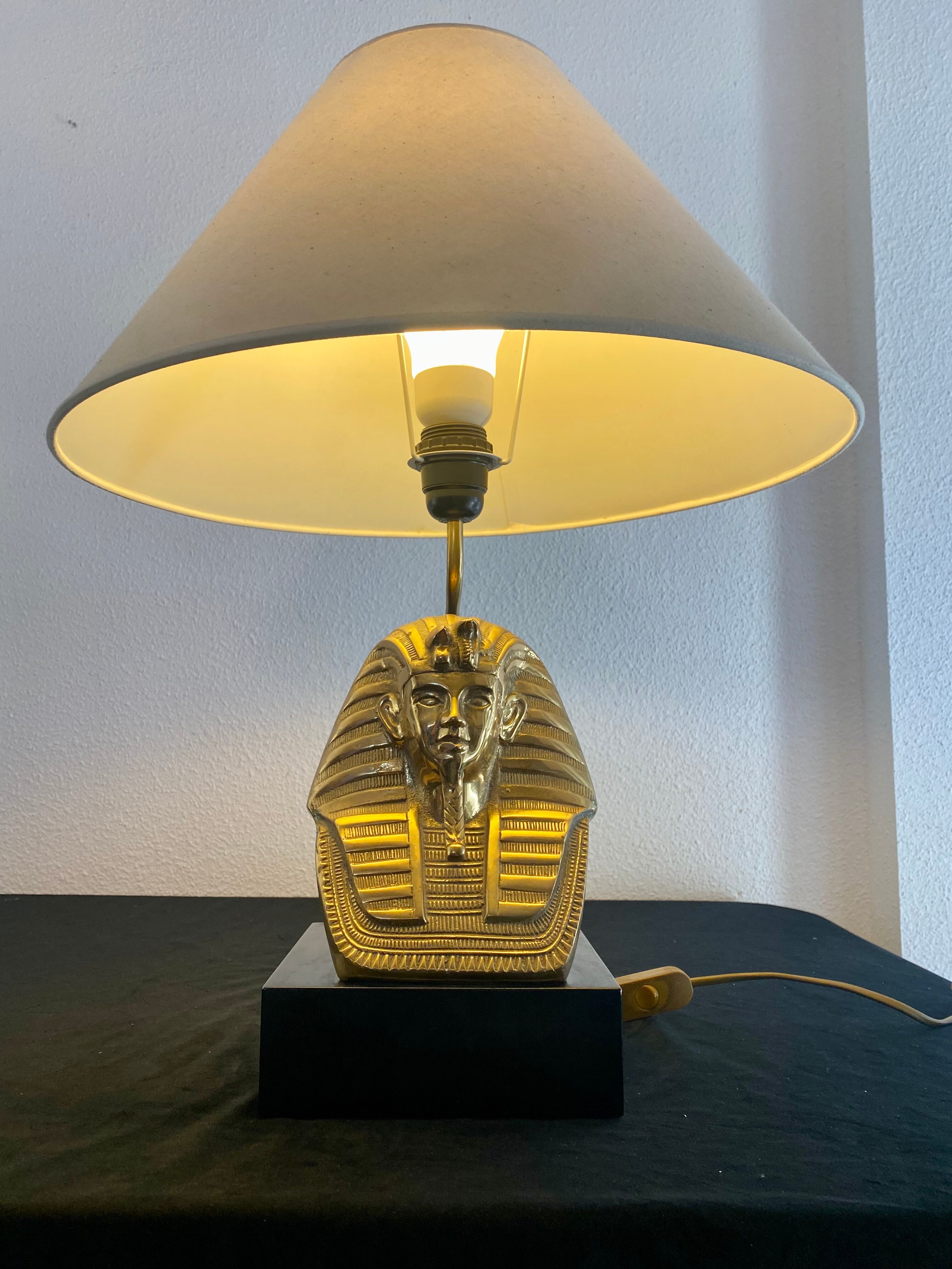 Golden brass table lamp tutankhamun Year 70 vintage pyramid
