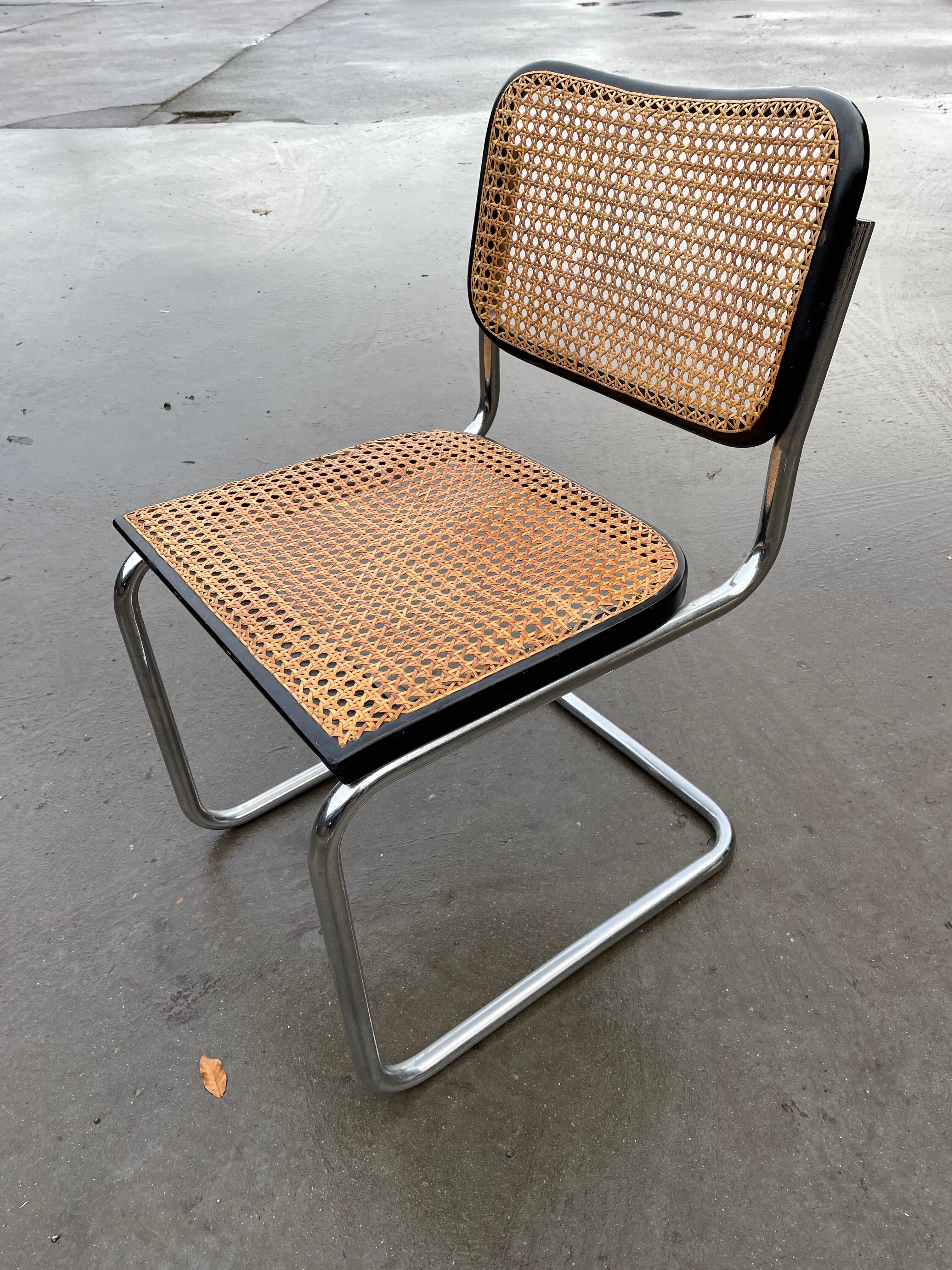 Cesca design chair b32 model in black and chrome