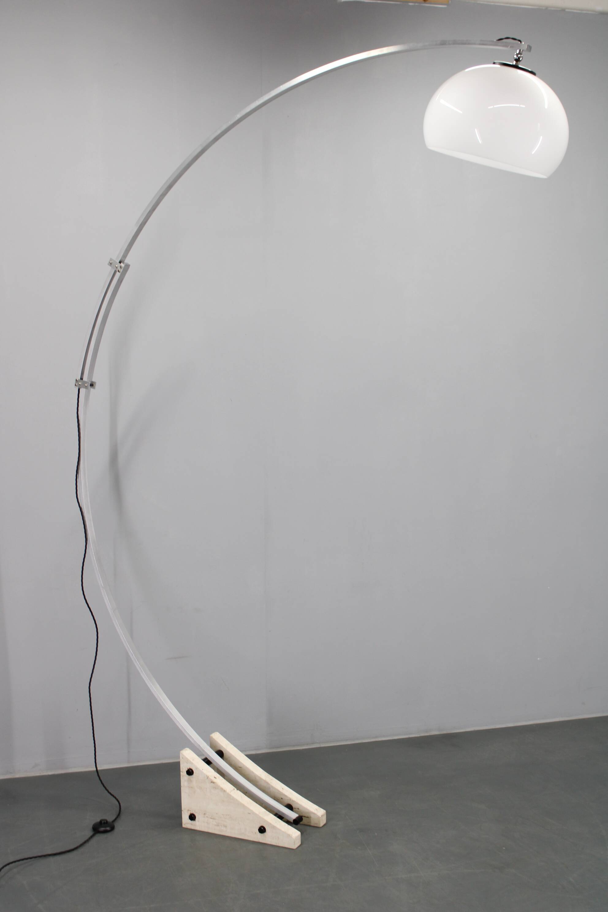 1970s Harvey Guzzini Arc Adjustable Floor Lamp, Italy