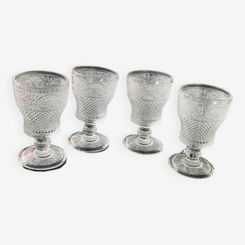 Set of 4 old pressed diamond tip glasses