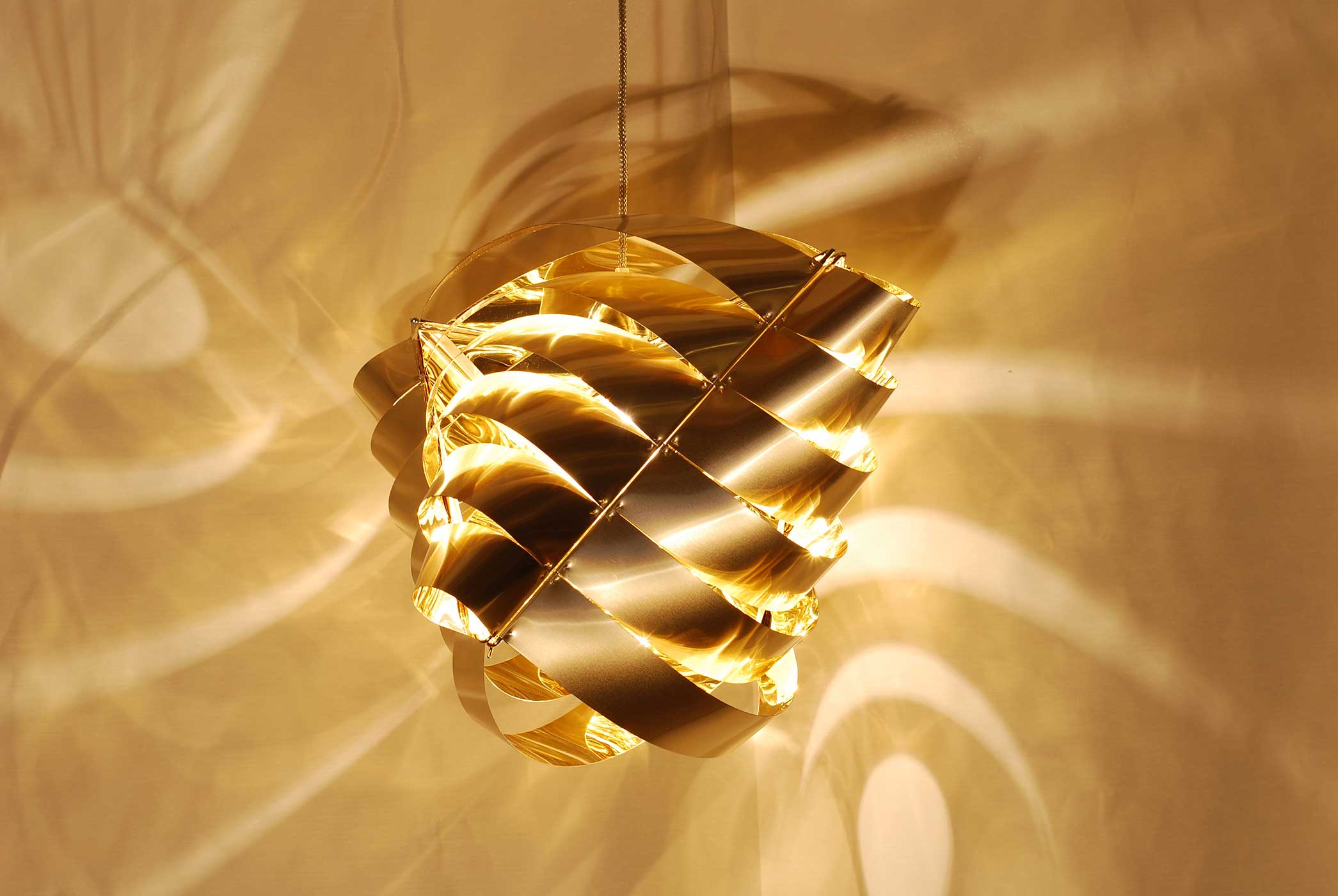 Pendant lamp Max Sauze Auriga - gold