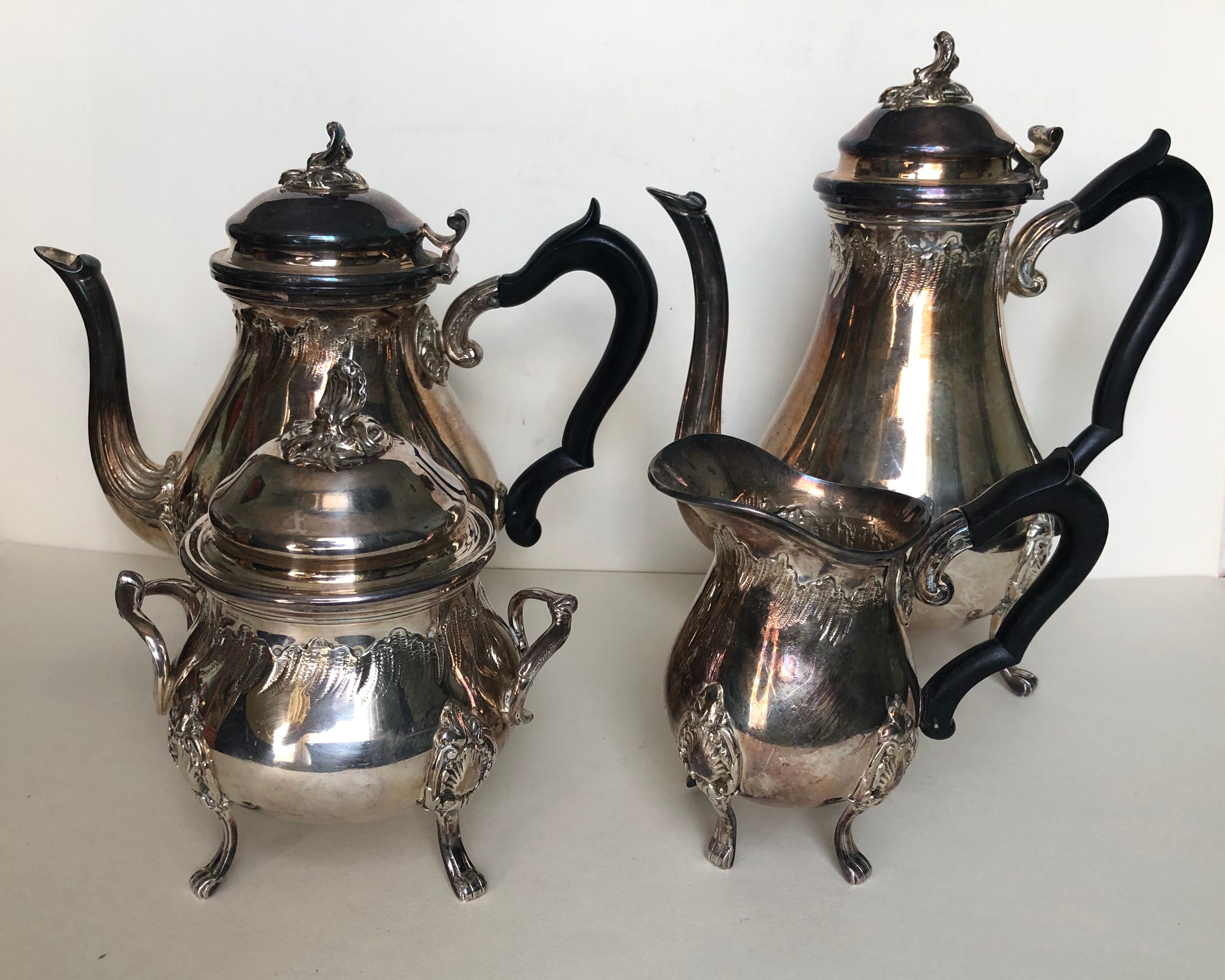 Tea service and silver metal coffee