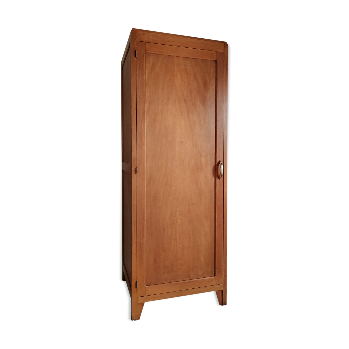 Parisian wardrobe goody feet compass 50s