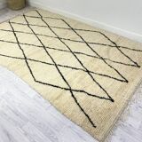 Handmade wool berber rug 280 x 160 cm