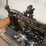 Bijou sewing machine