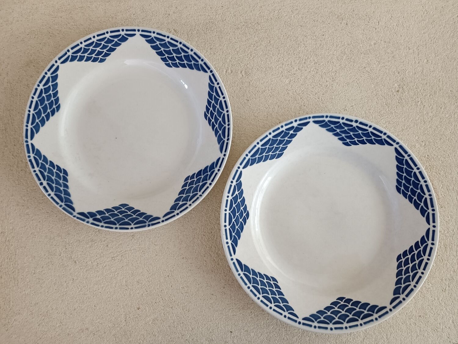 5 plates iron earth Saint-Amand Etoile