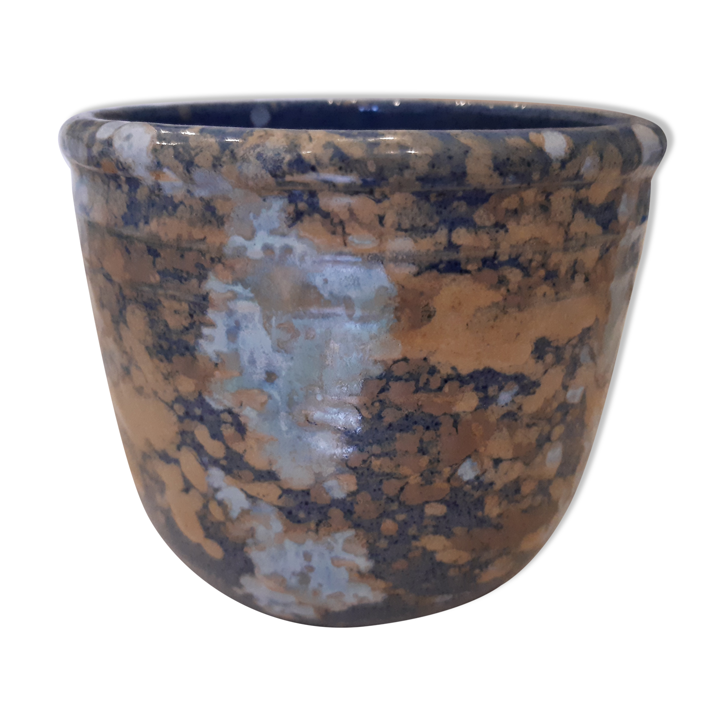 Earthenware pot cover, blue, fawn, grey décor.