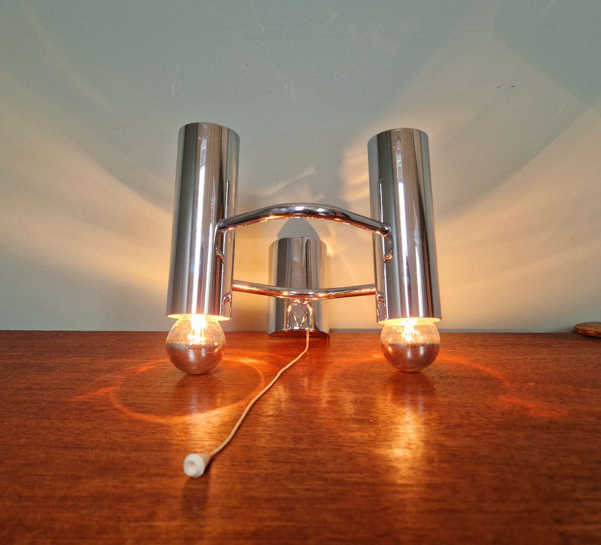 Double wall light in chrome metal, Gaetano Sciolari, 1970.