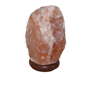 Himalayan pink salt lamp