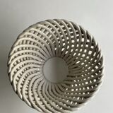 Cut in braided earthenware. Perfect condition.