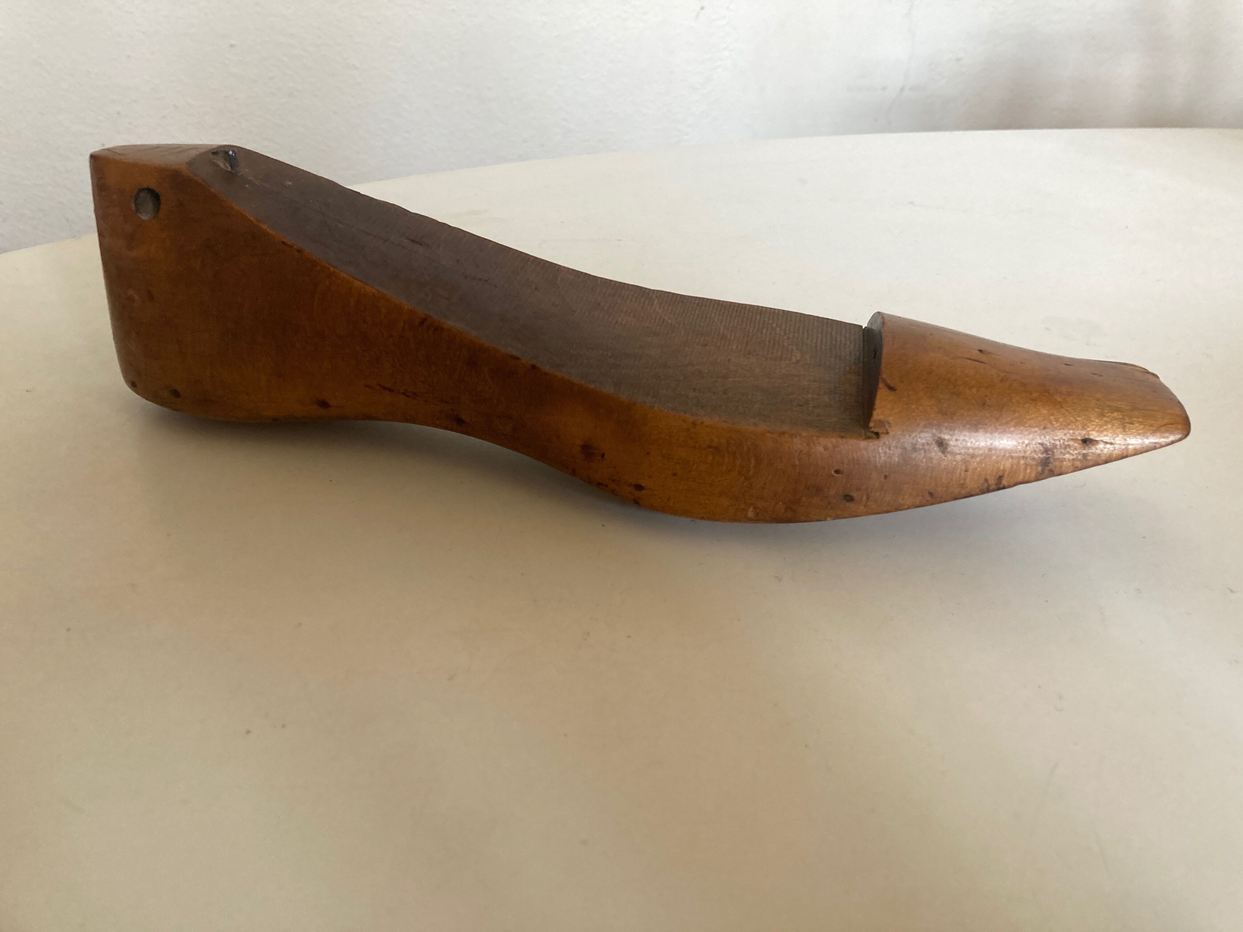 Belle Vivier 1960 ballerina workshop shoe mold