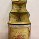 Encoignure galbée style Louis XV Venitienne en bois laqué
