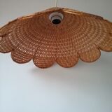 Rattan suspension