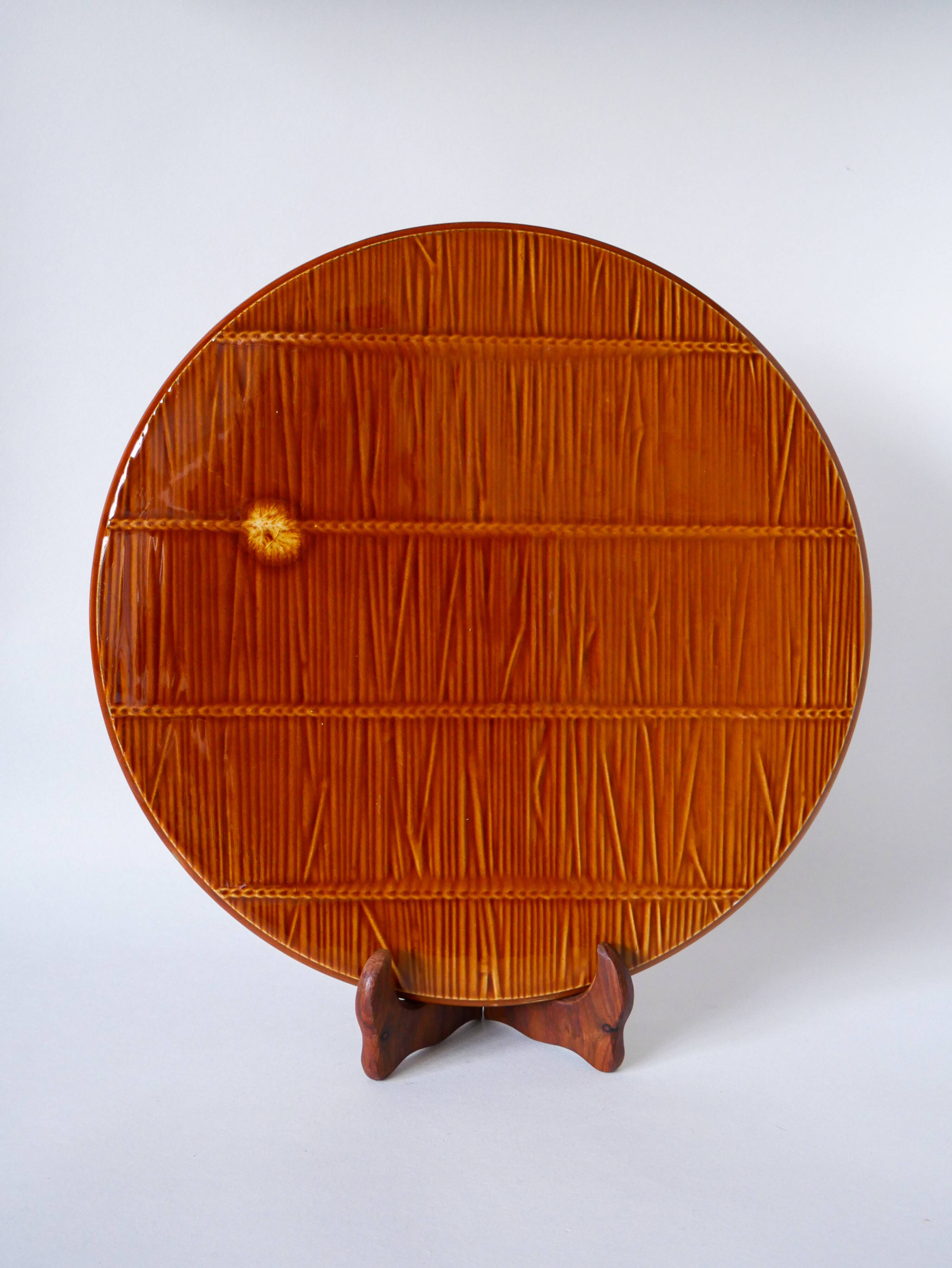 Cake dish in gien slip with woven reed effect 1960