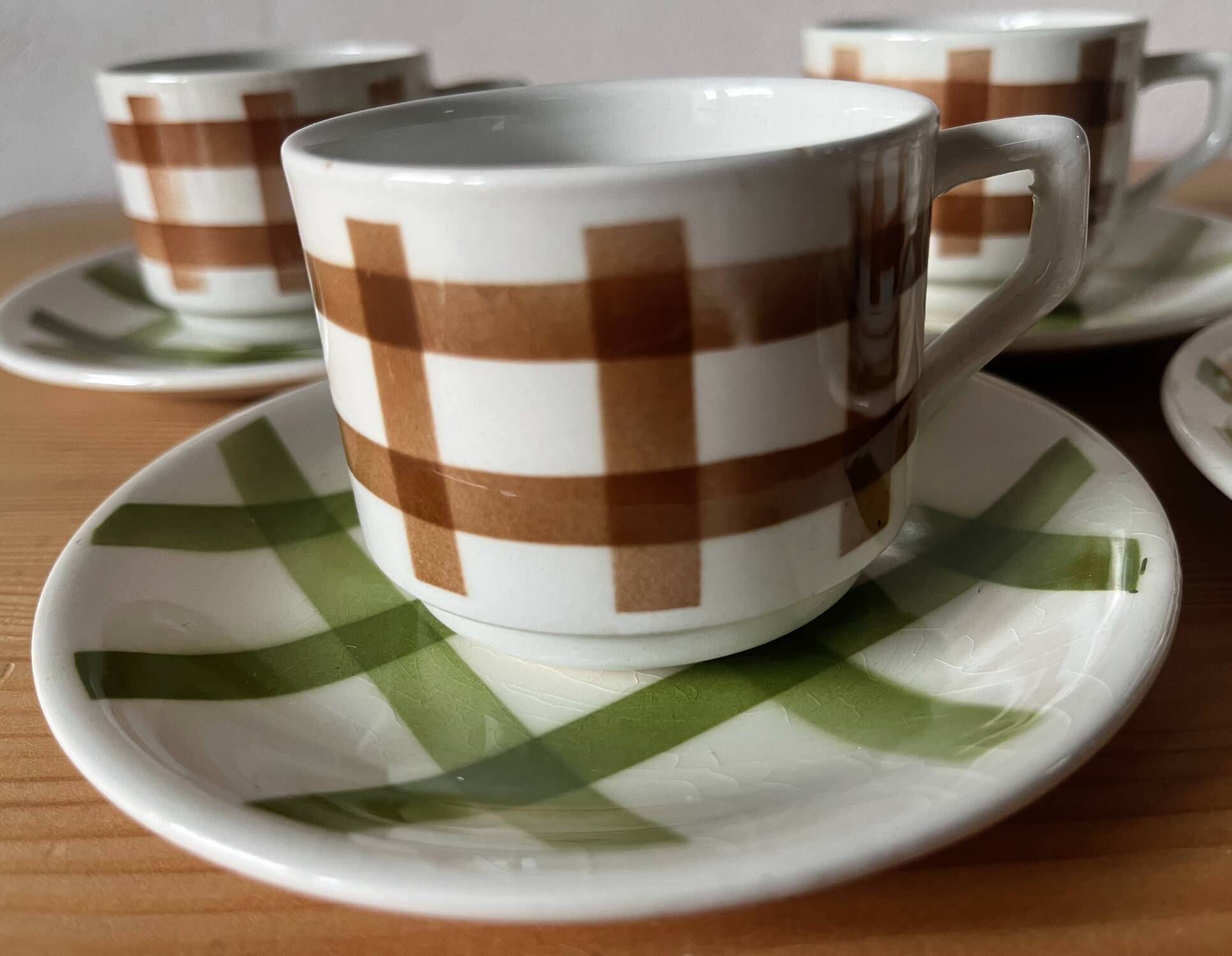 6 Scottish coffee or tea cups Moulin des Loups