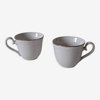 Pair of cups in white porcelain