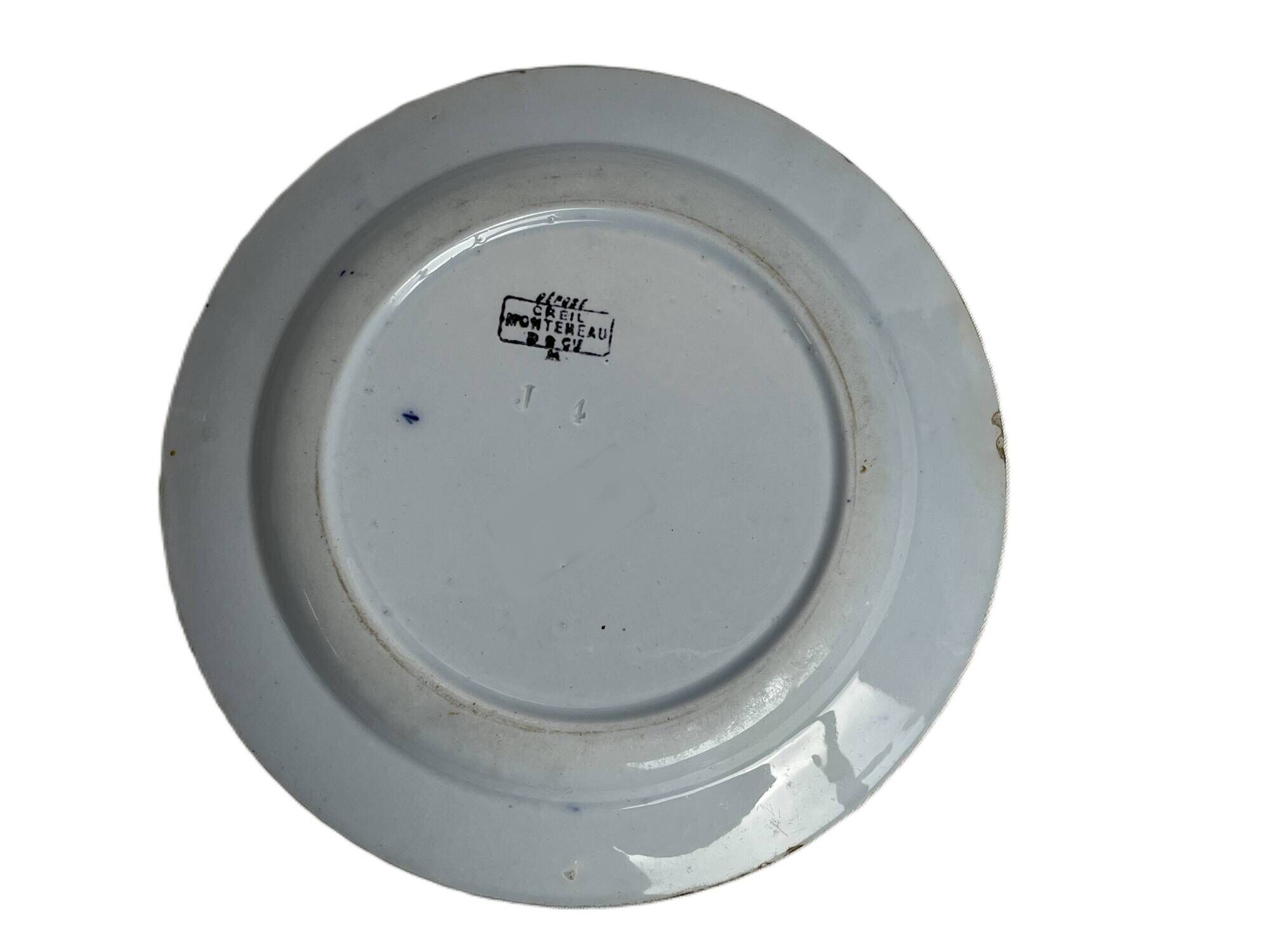 Creil Montereau, small plate decorated in Japanese style, late 19th century.