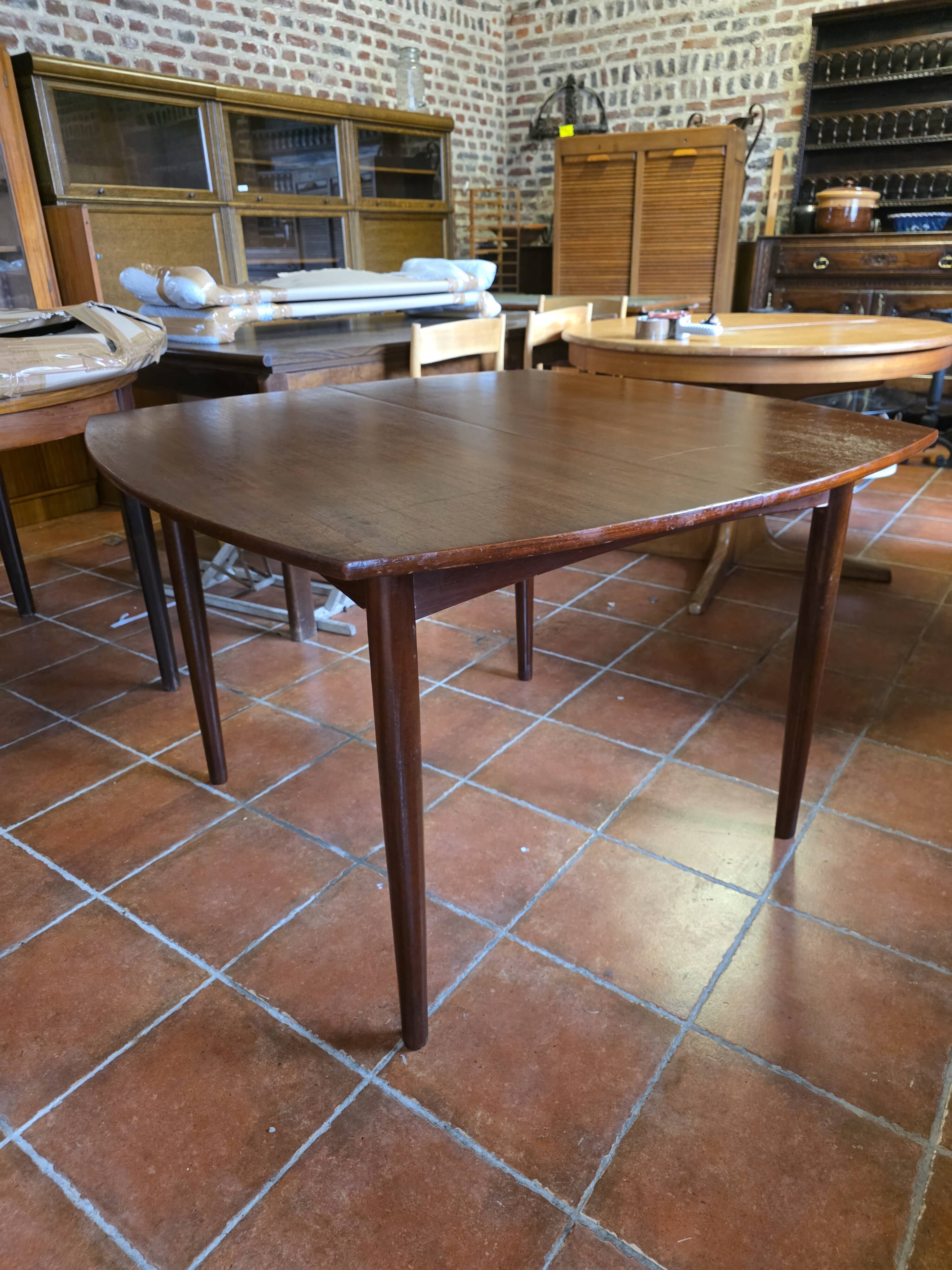 Scandinavian extendable teak table from the 1960s (butterfly extension)