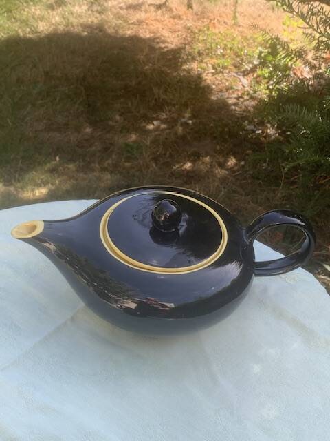 Teapot and milk jug We Two in vintage black and yellow ceramic