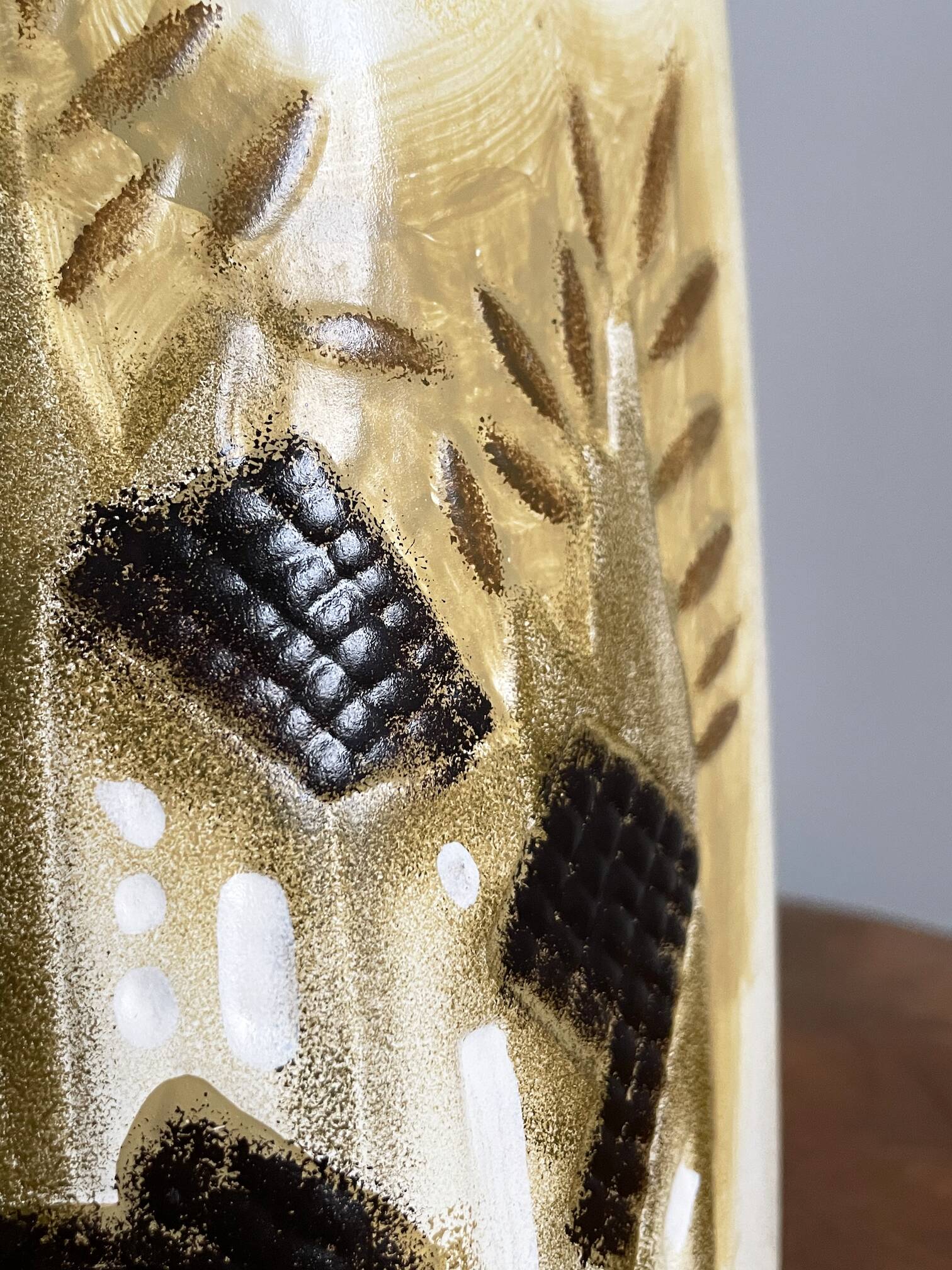 Beige-Yellow Chinese Ceramic Vase with Tactile Design Depicting Houses, Sun, Trees and Countryside