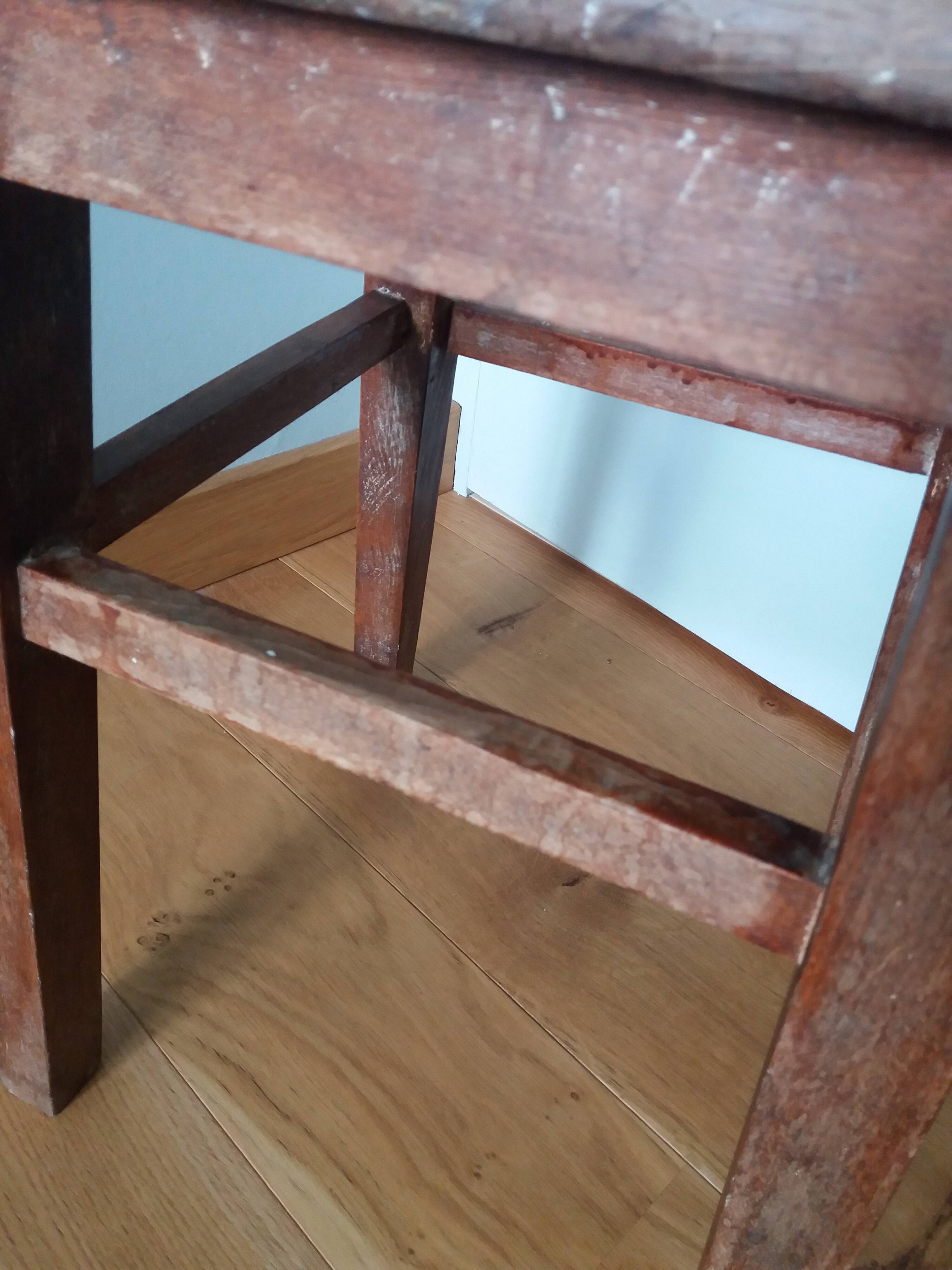 School or workshop stool