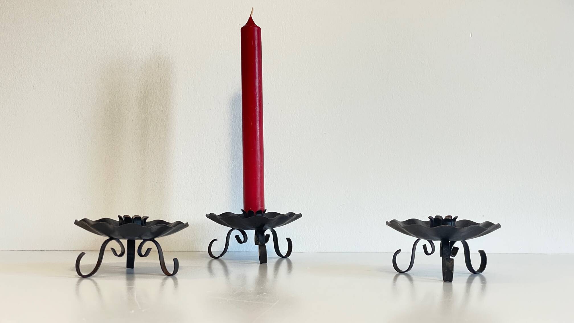 3 bougeoirs en fer noir vintage