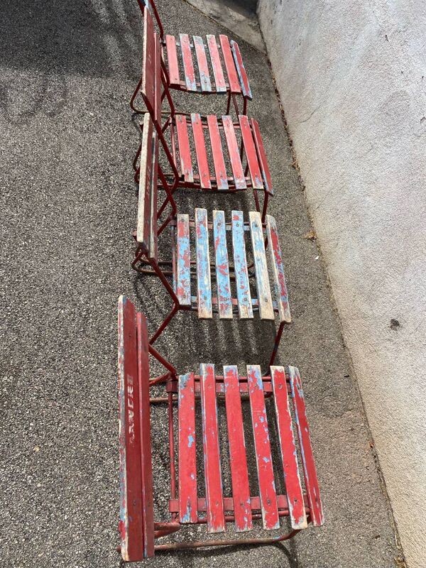 Série de 4 chaises brasserie publicitaire