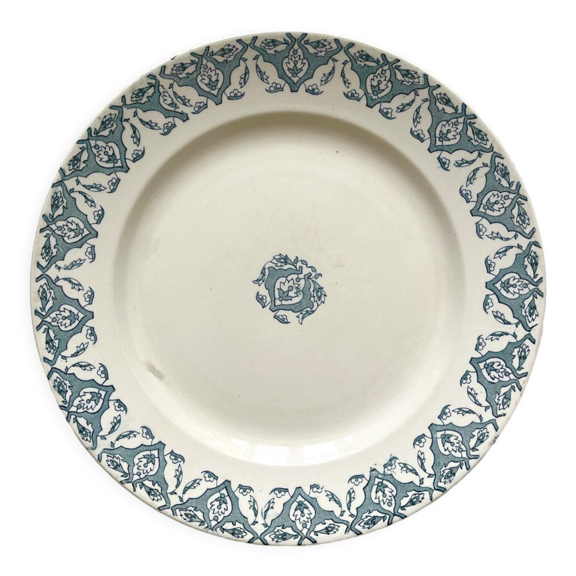 Round ironstone dish Rhodes, Longwy