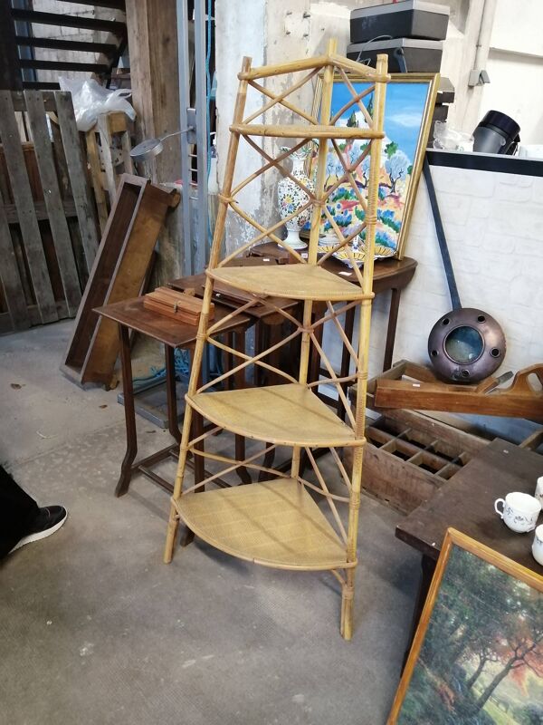 Etagère d'angle rotin bambou