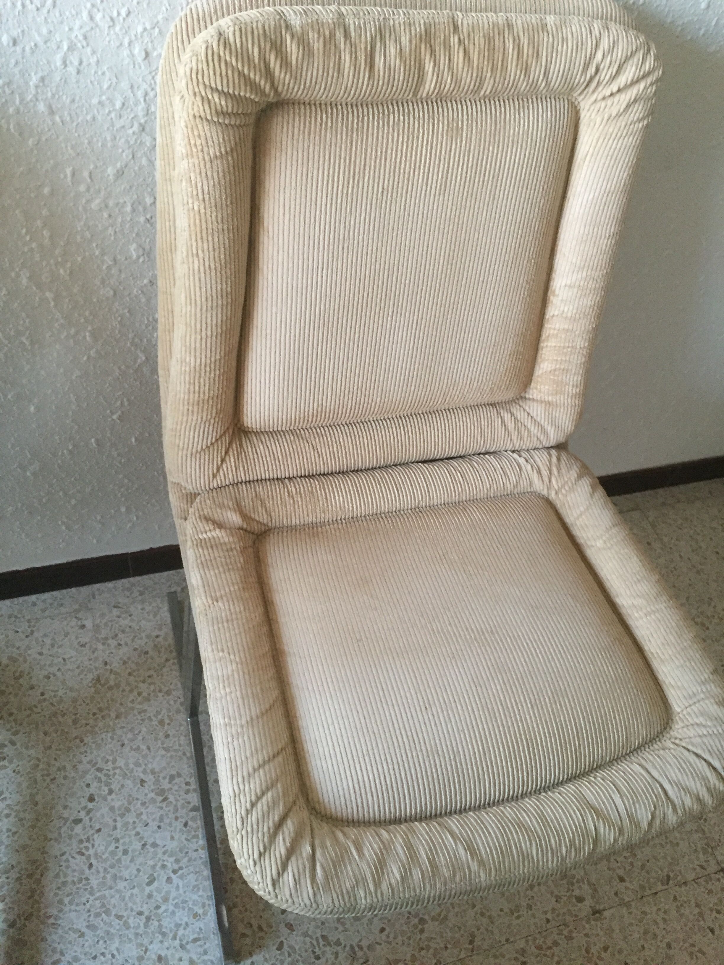 Set of 4 chairs in cream velvet seventies