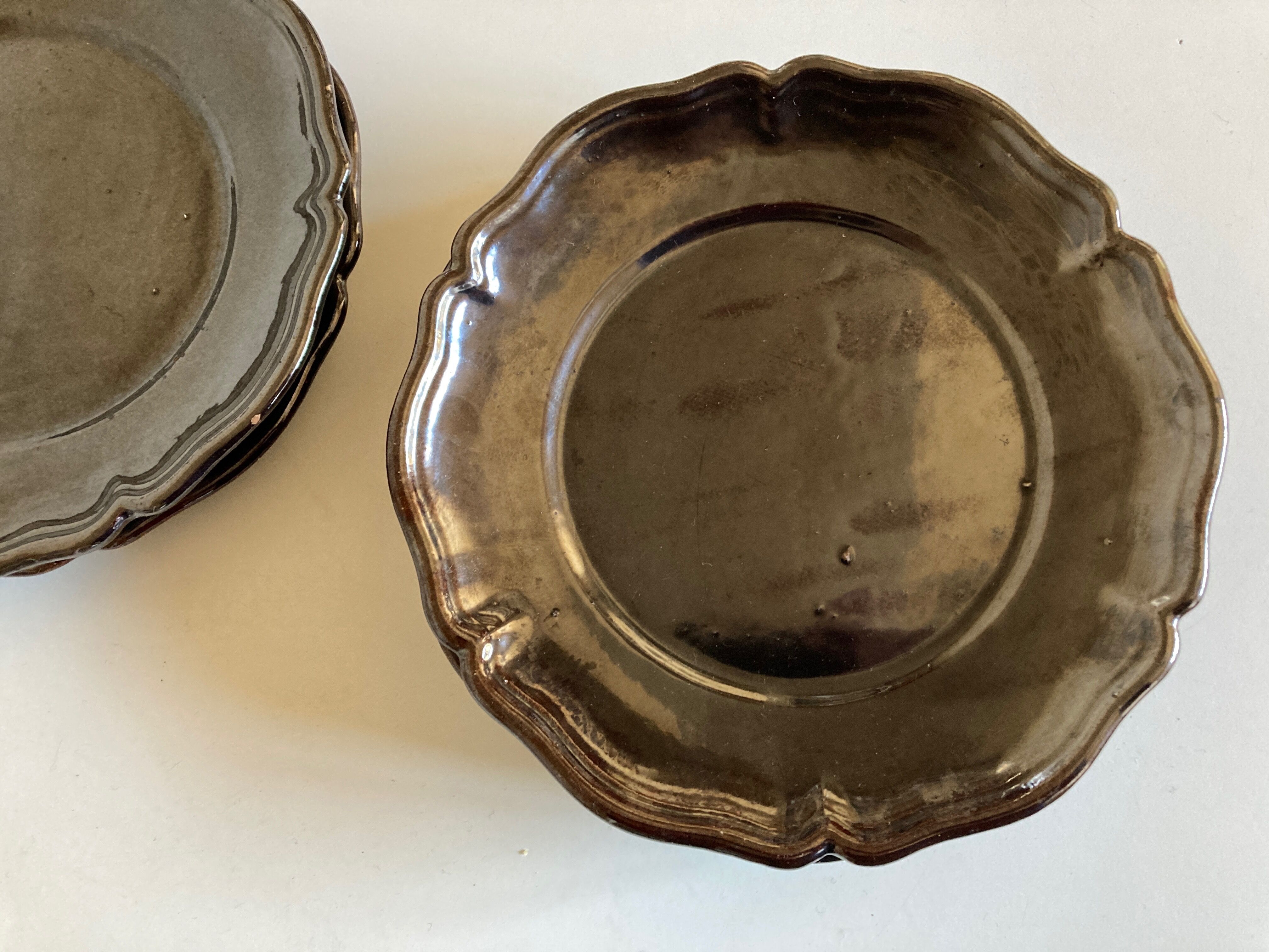 Set of 5 plates with godrons in glazed earth from Biot 1970