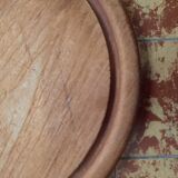 Round cutting board