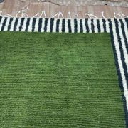 Handmade wool rug handwoven size 150 x 250 cm