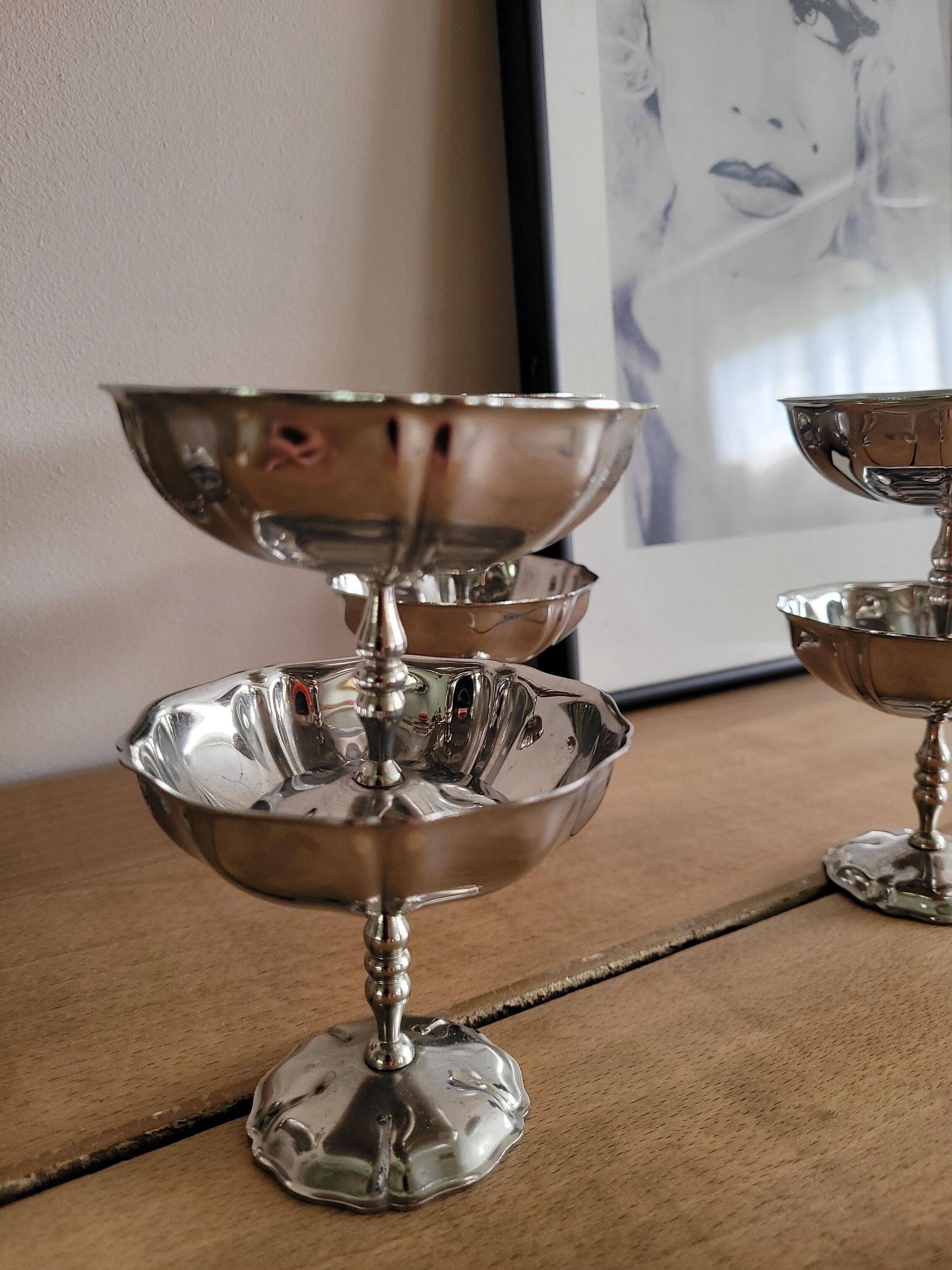 Vintage stainless steel flower bowls