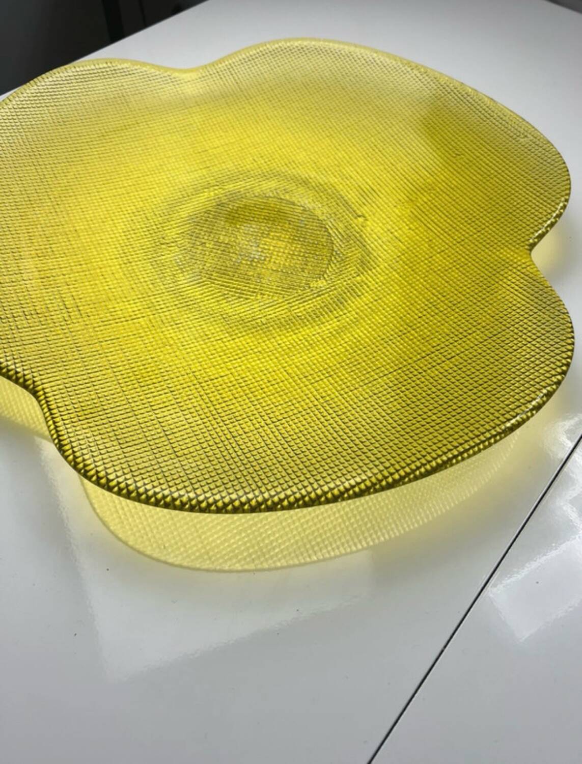 Grand plat jaune transparent Vintage