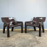 2 Vicario armchairs by Vico Magistretti for Artemide, plastic, 1970s