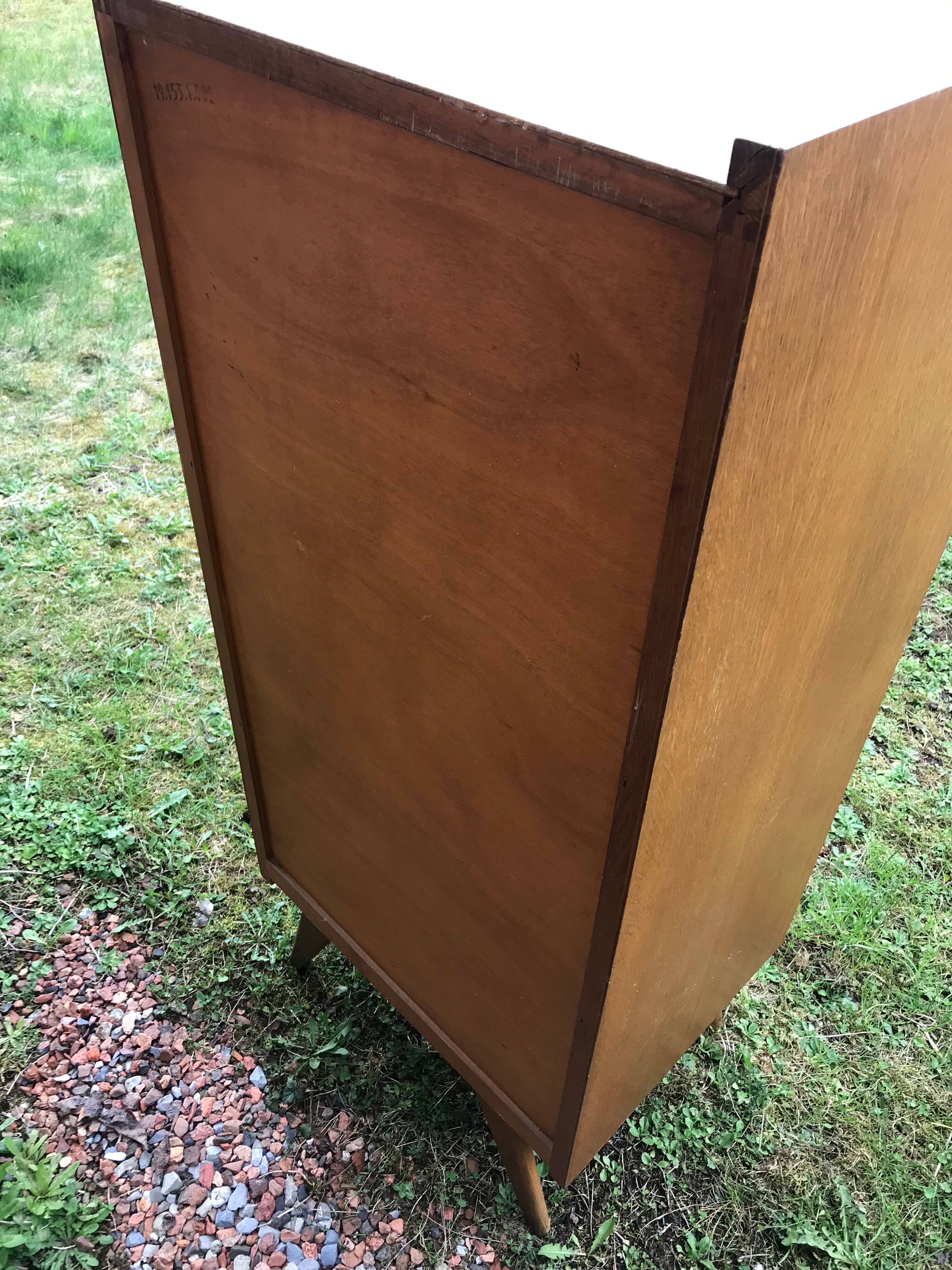 Commode rotin vintage