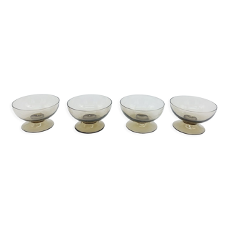Set of 4 glass cups