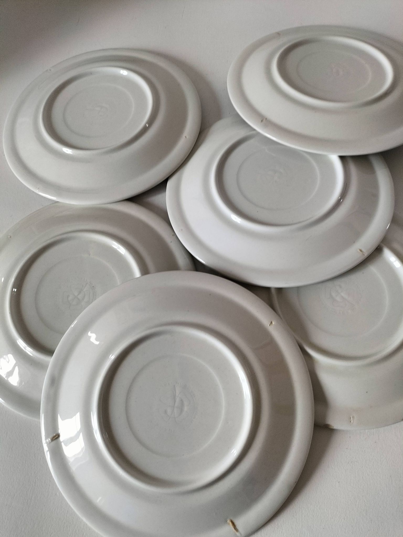 6 vintage Italian Quadrifoglio dessert plates with forget-me-not decoration.