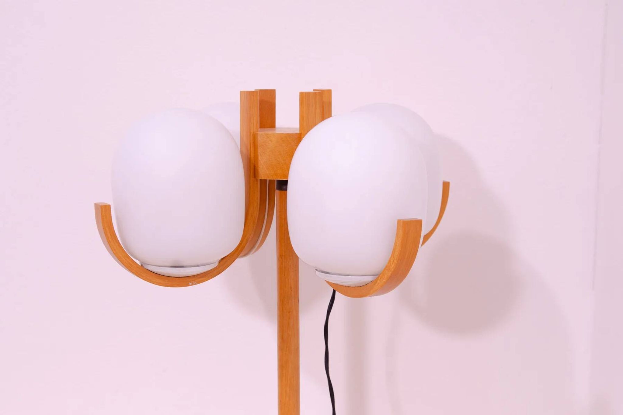 Lampe de sol de l'âge atomique, éclairage d'hôtel vintage, Tchécoslovaquie années 1970