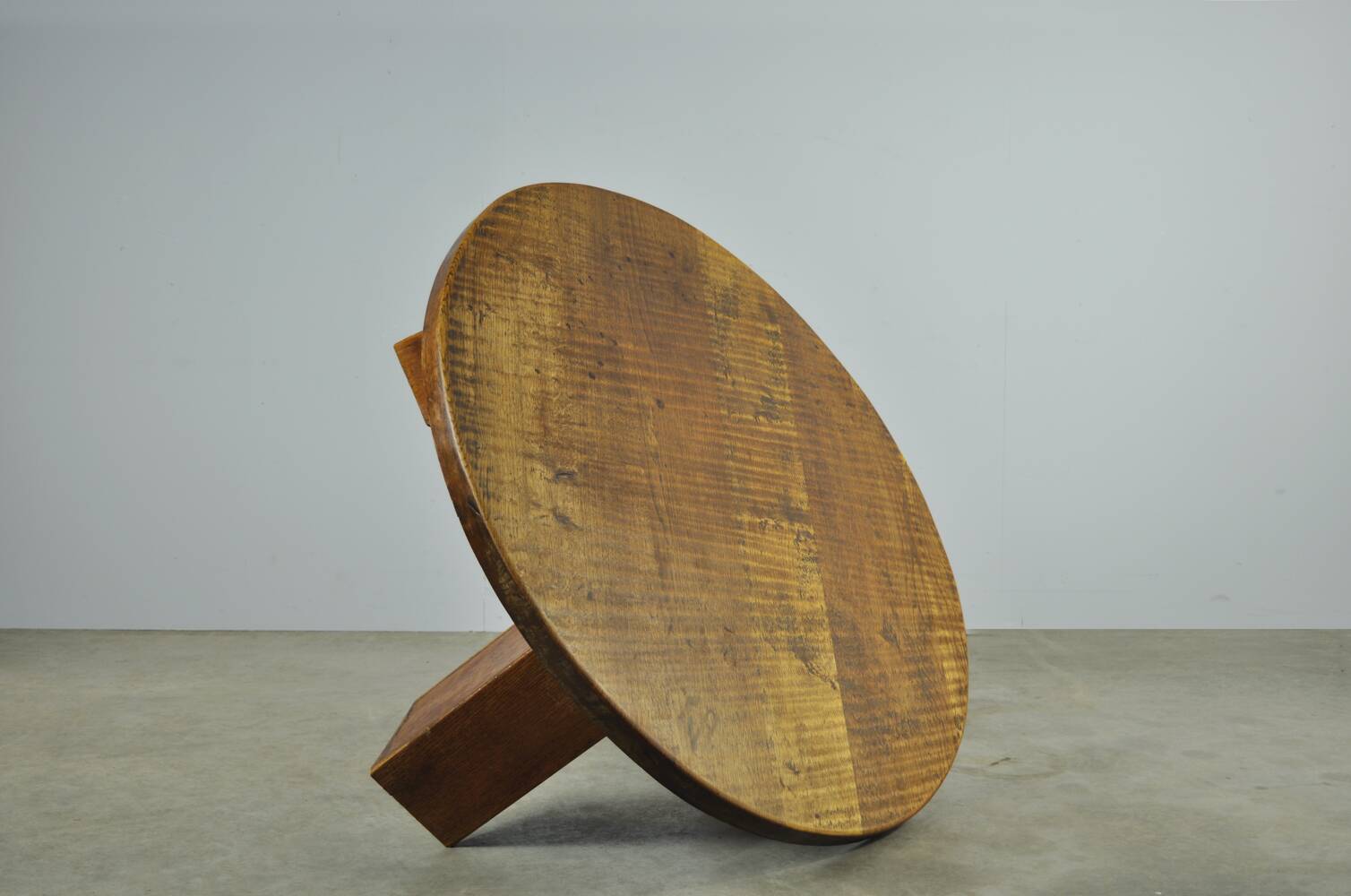 BRUTALIST / massive oak round coffee table / 1970s