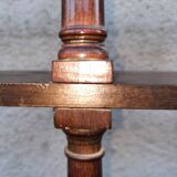Six-tiered column shelf