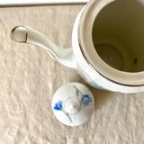 Porcelain teapot 50s