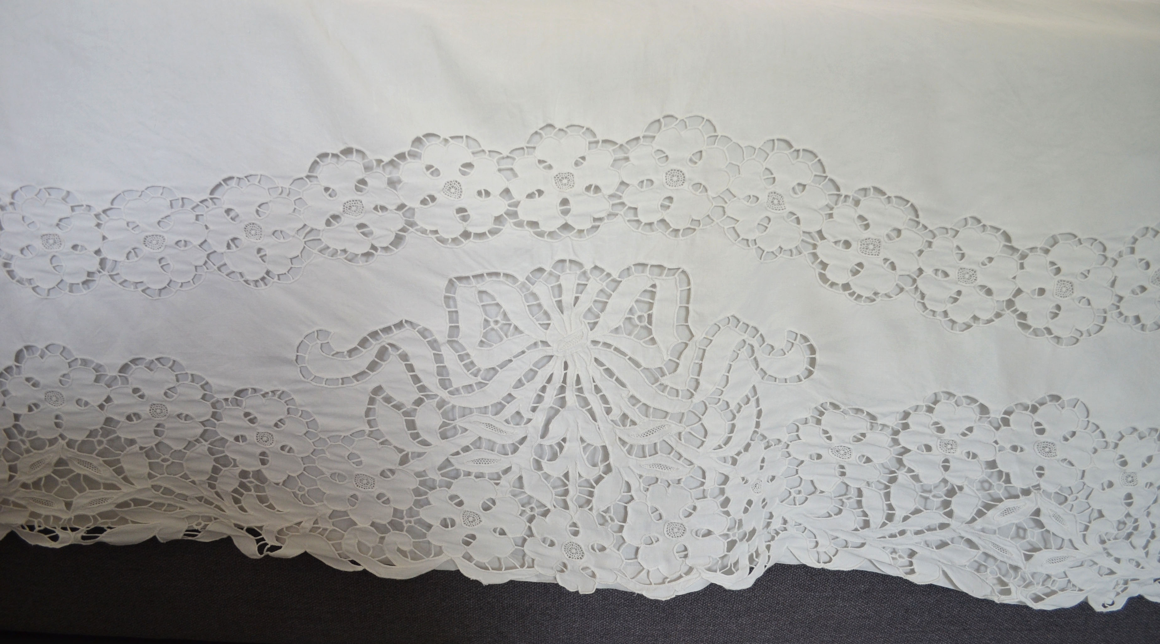Antique linen sheet embroidery richelieu