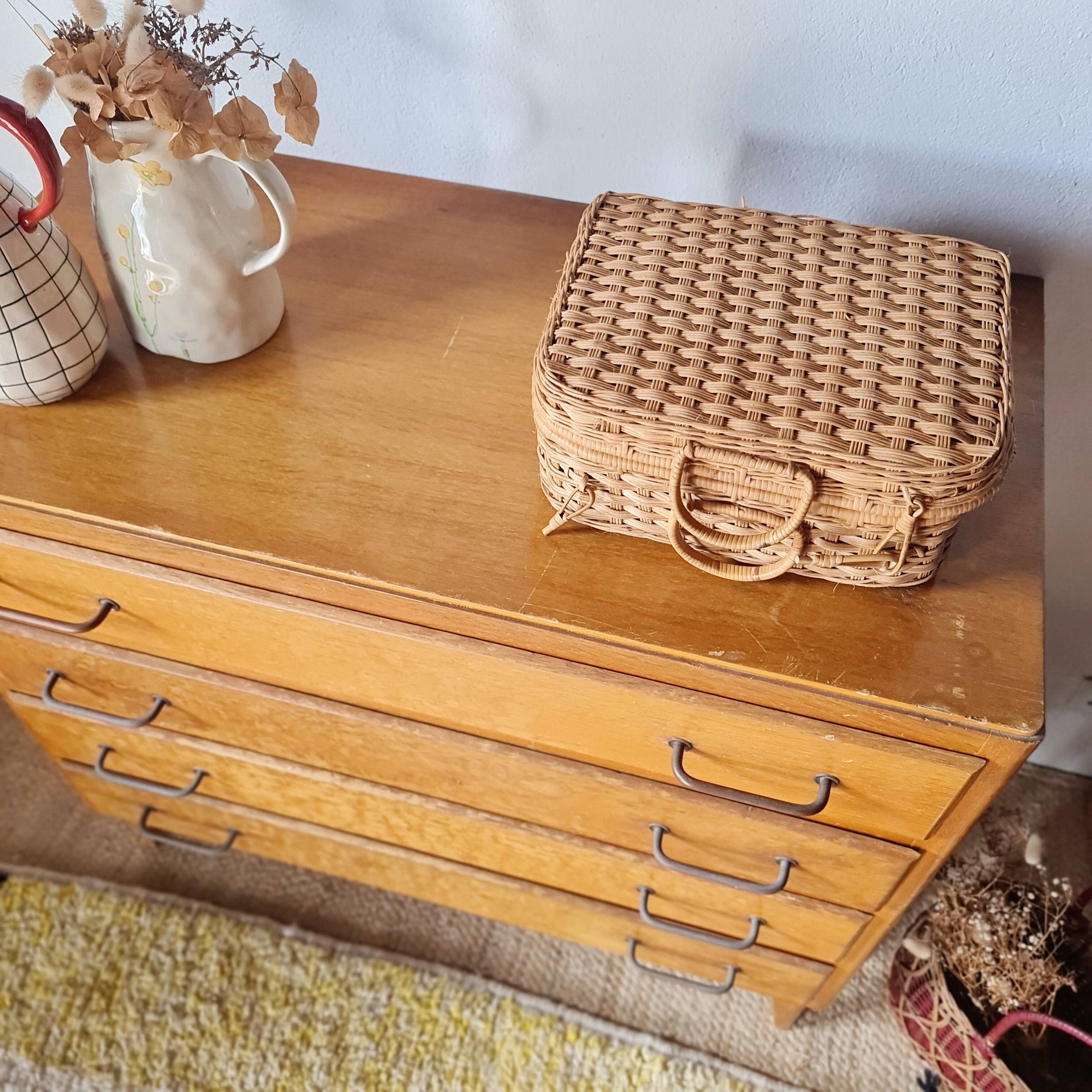 Commode vintage pieds compas