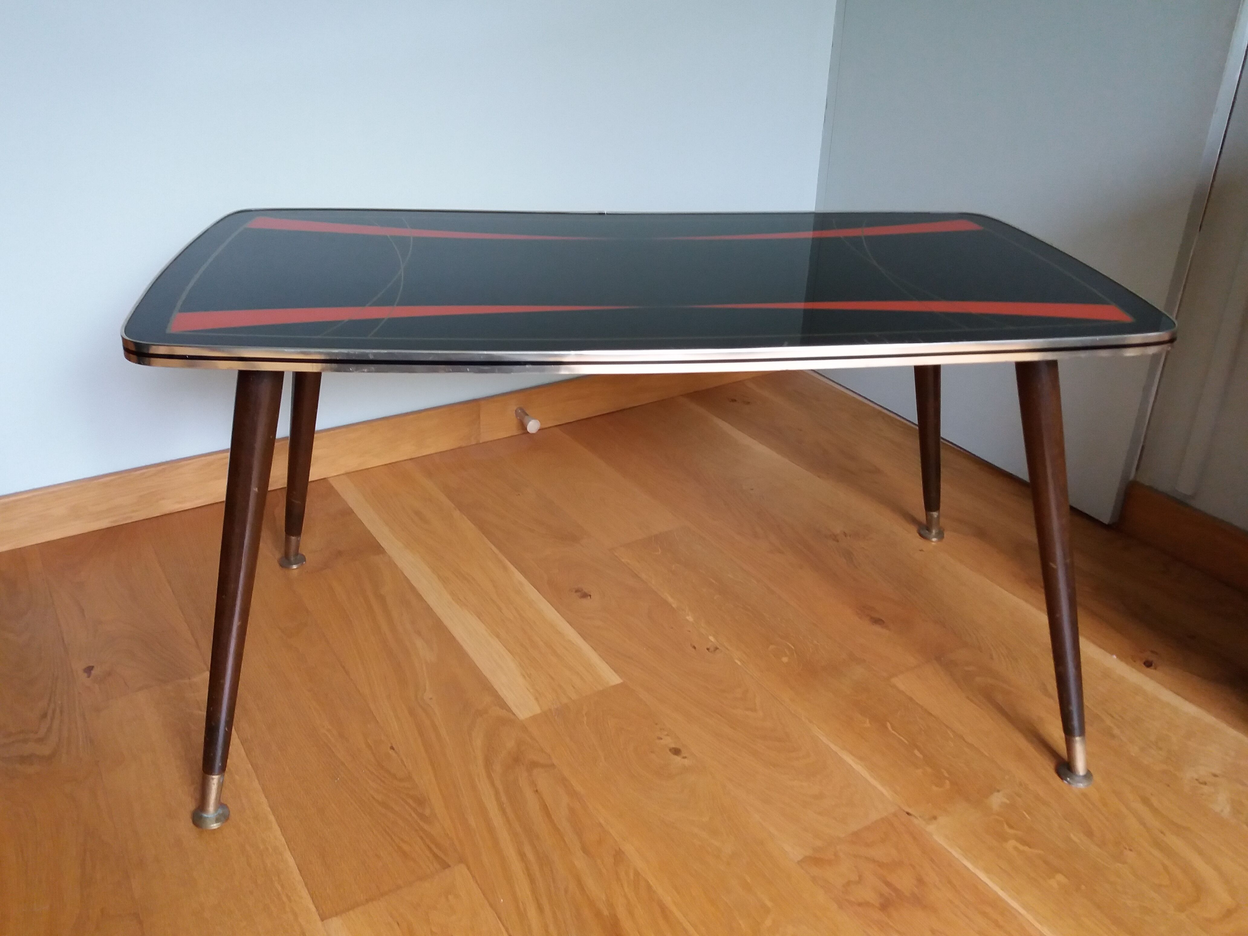 Coffee table formica tapered compass legs